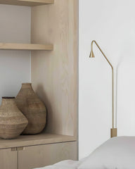 Svarna Wall Lamp