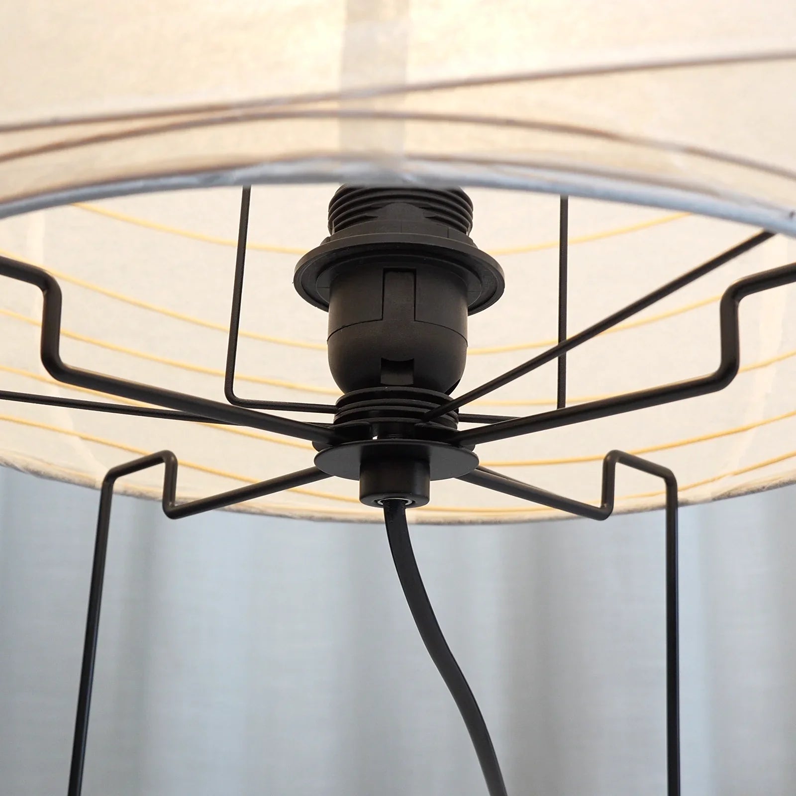 Akari 22N Table Lamp
