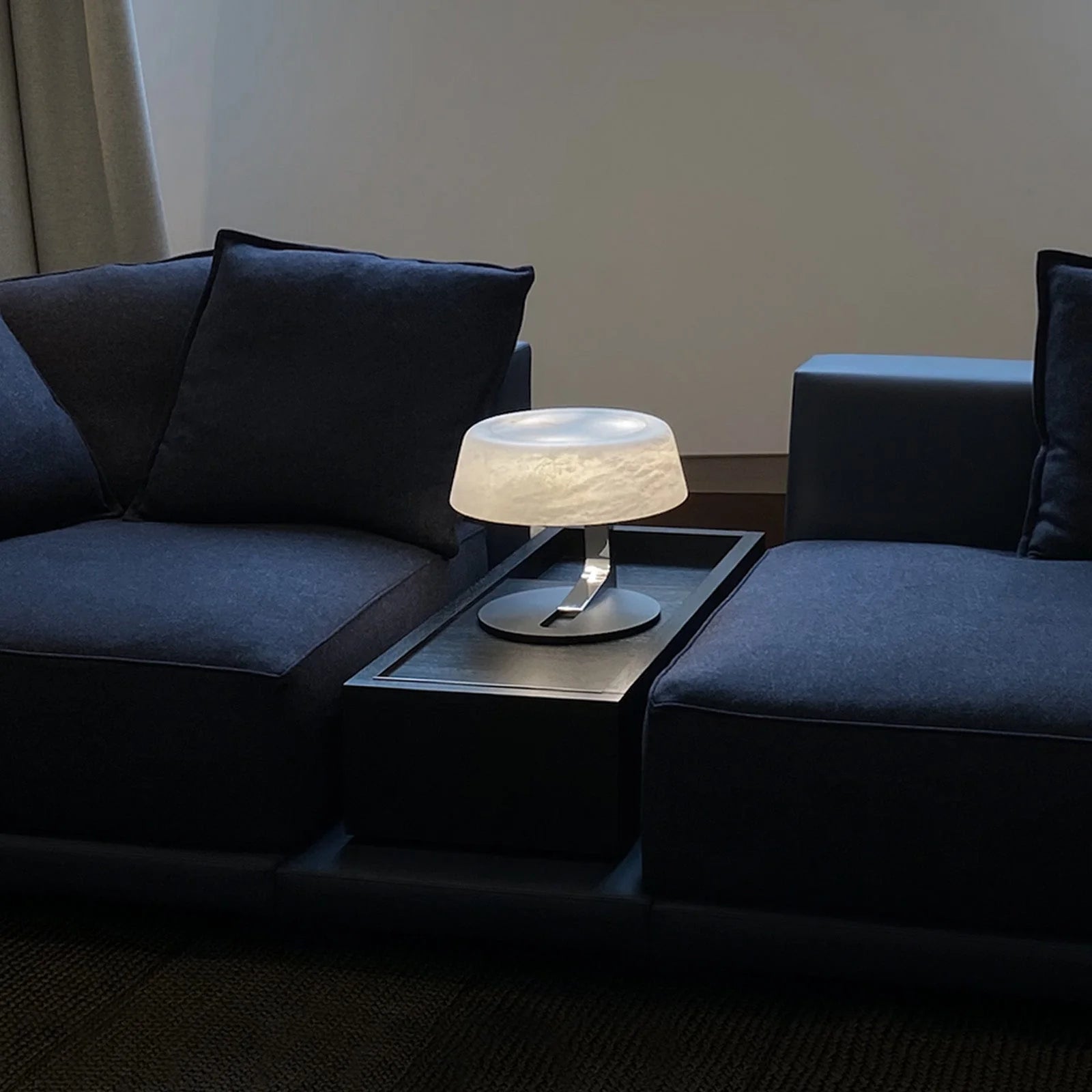 Alabaster Comete Table Lamp
