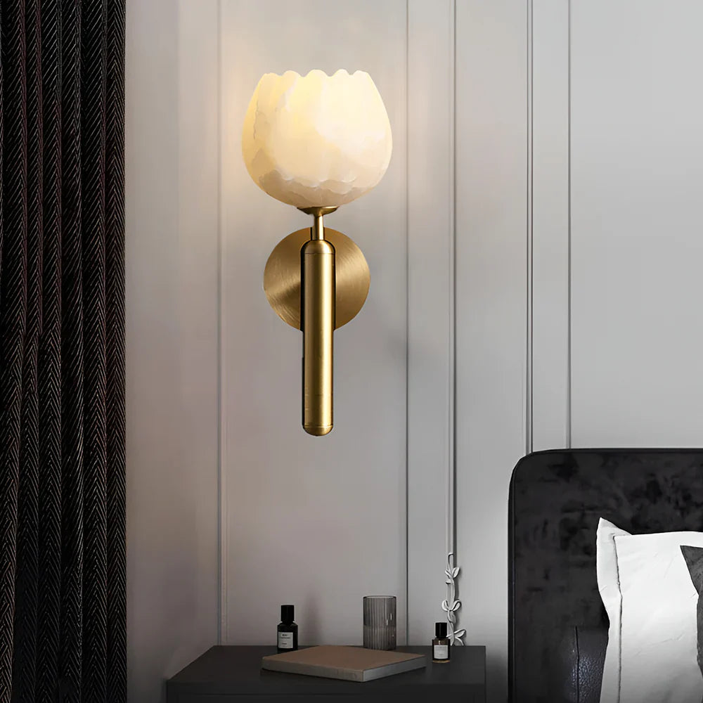 Alabaster Mian Wall Lamp