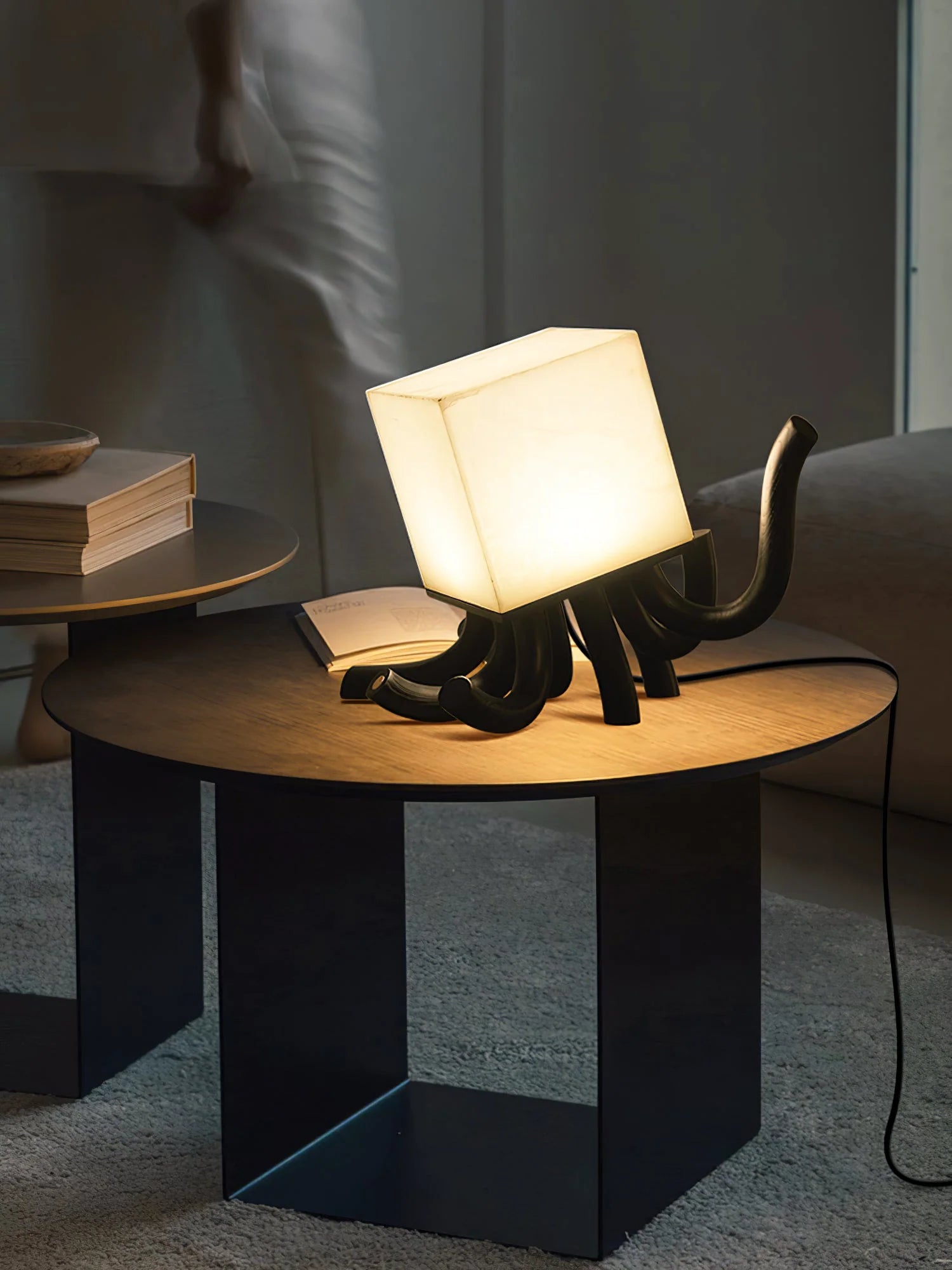 Alabaster Octavia Sculpture Table Lamp