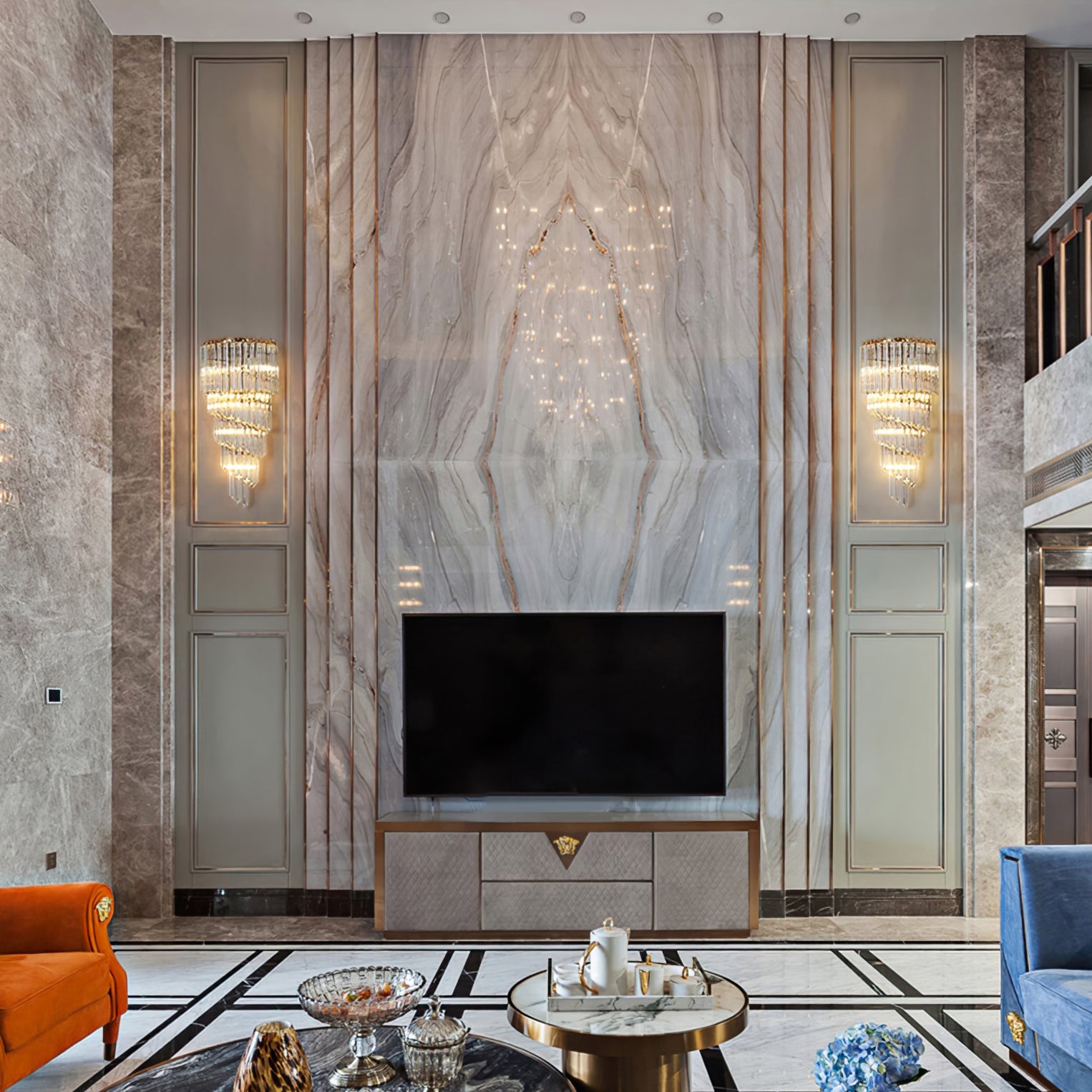 Amici Wall Sconce