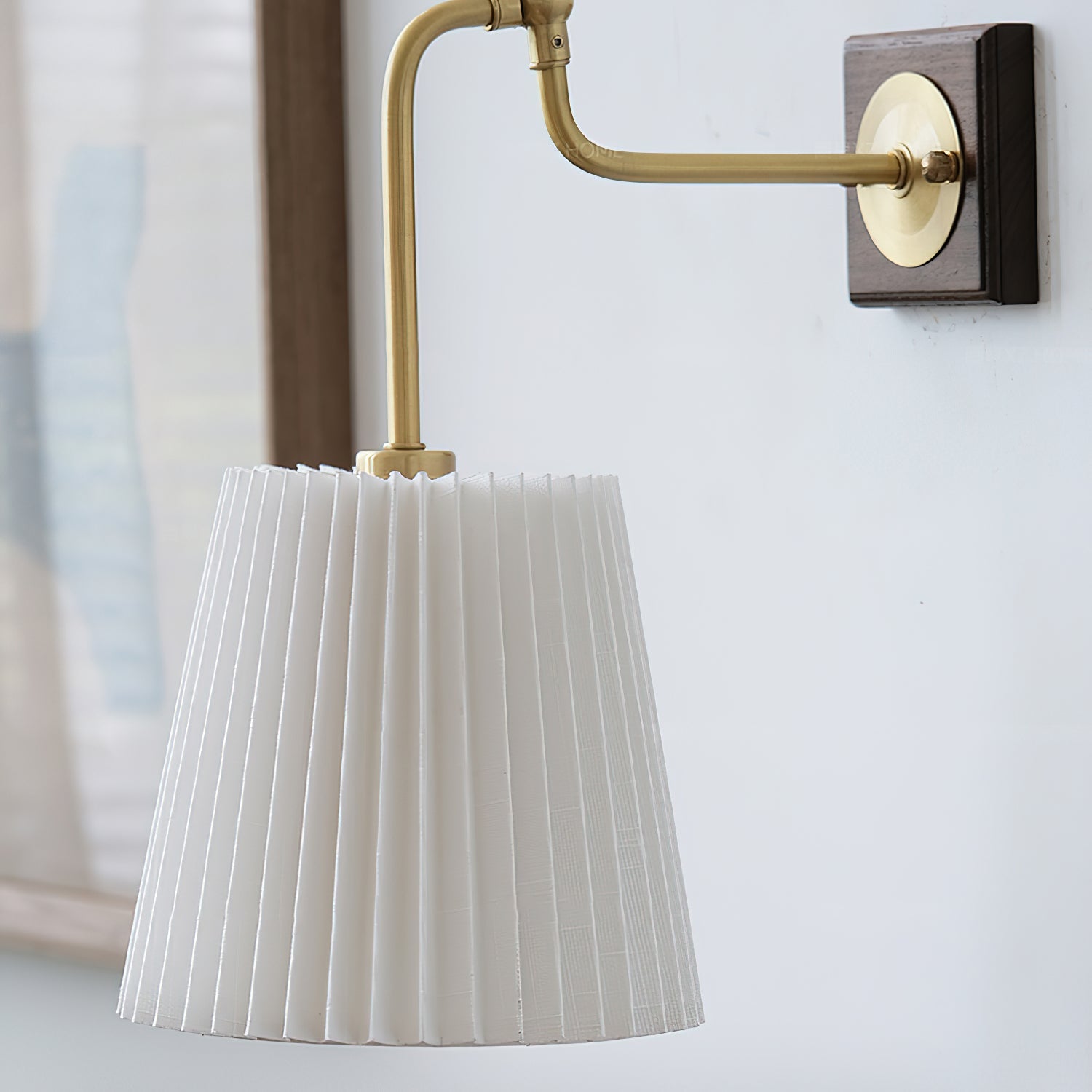 Argon Wall Lamp