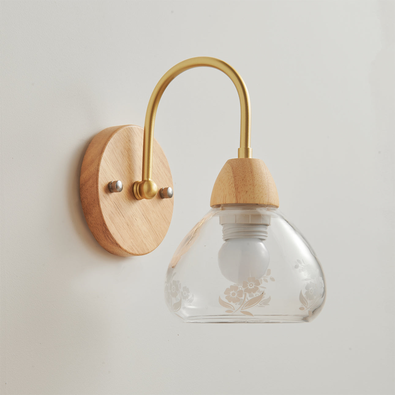 Armed Wall Lamp