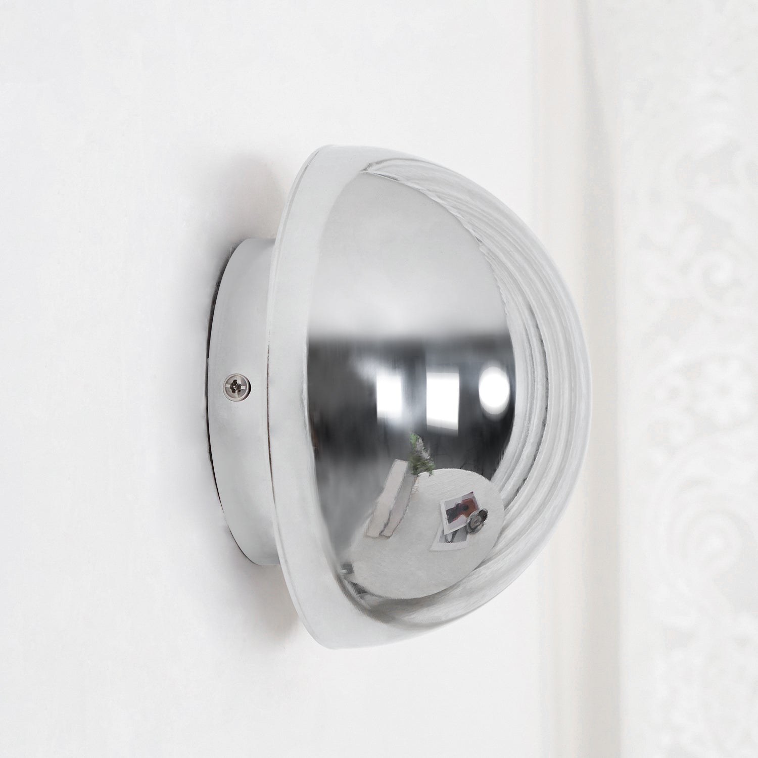 Round Metal Wall Lamp