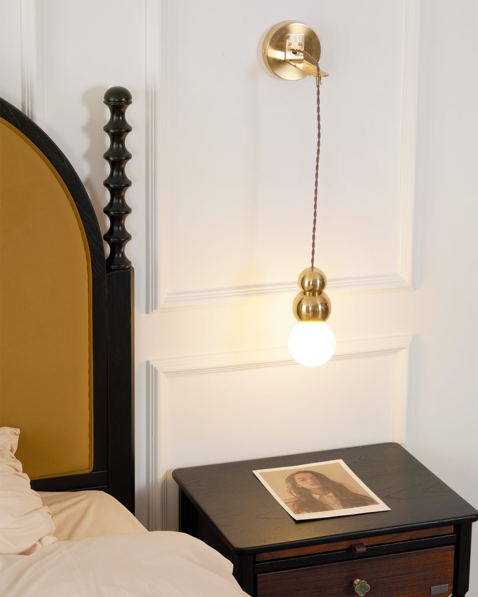 Ball Wall Lamp