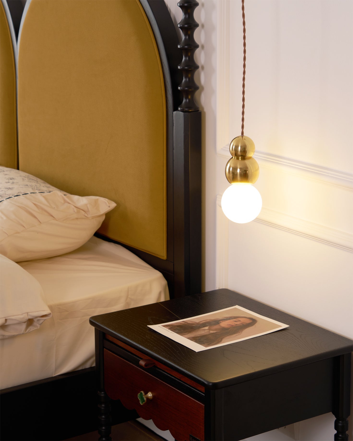 Ball Wall Lamp