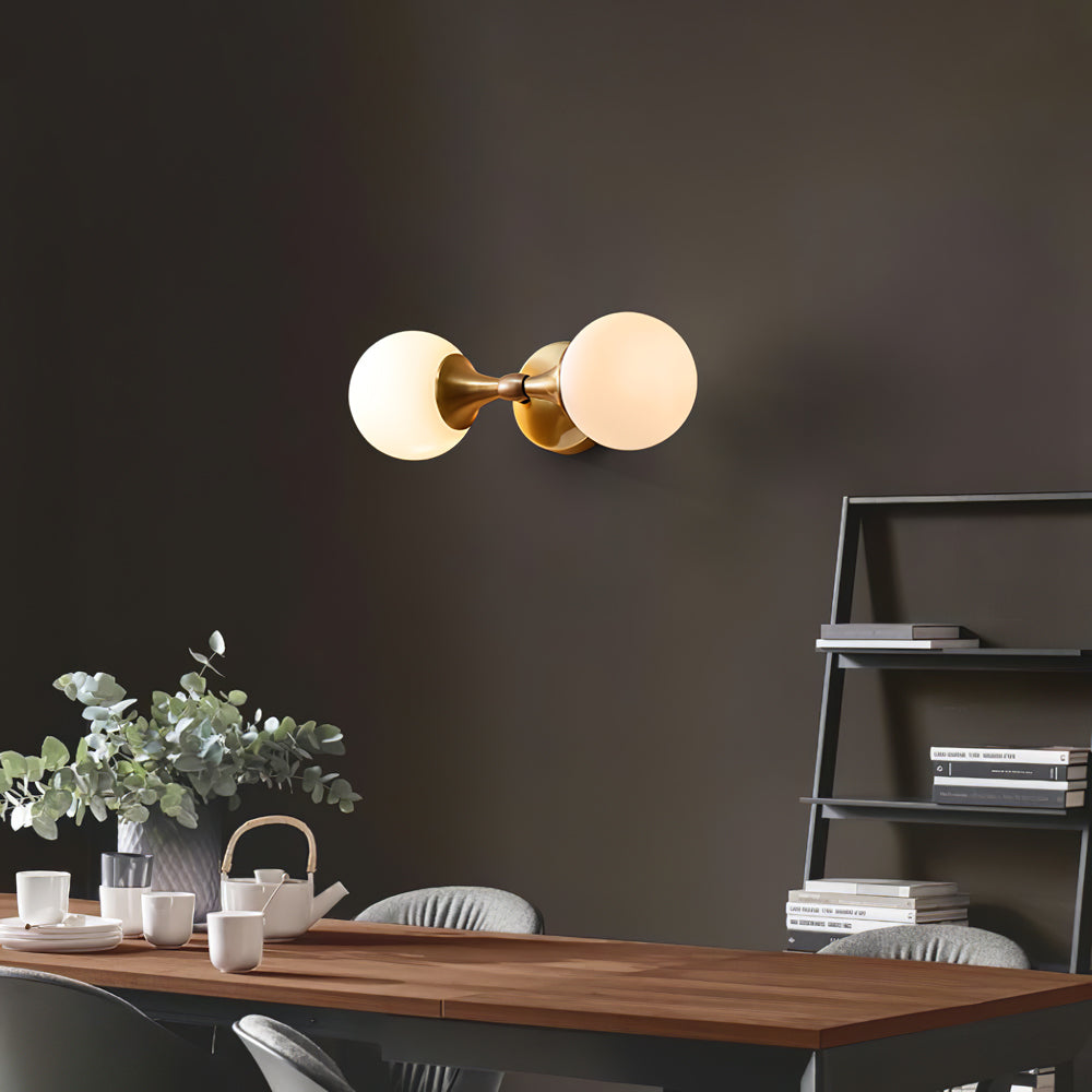 Balls Delly Wall Light