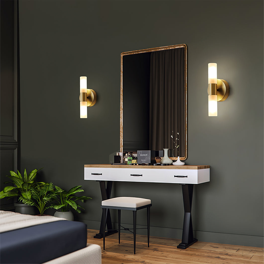 Barton Wall Lamp