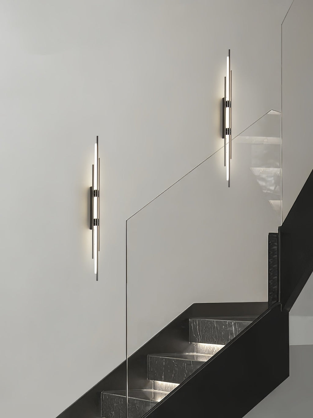 Brass Line Wall Lamp