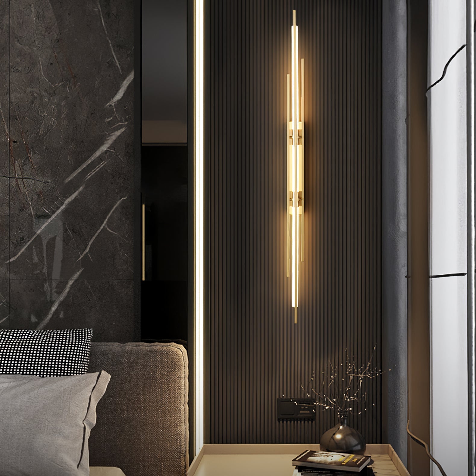 Brass Line Wall Lamp