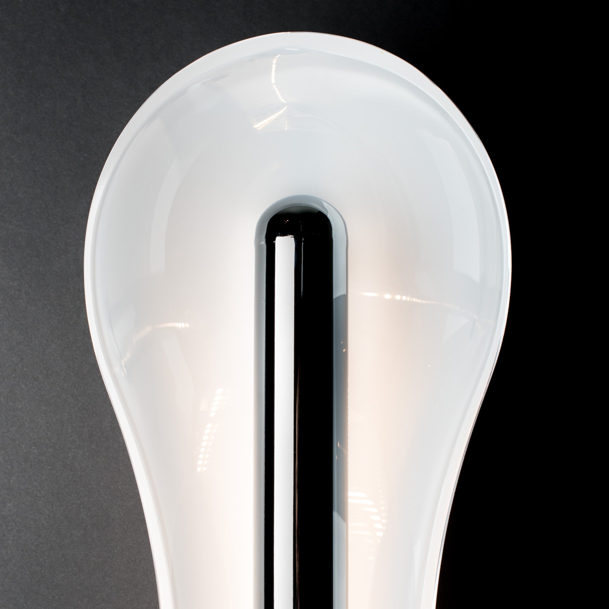 Cell Wall Lamp
