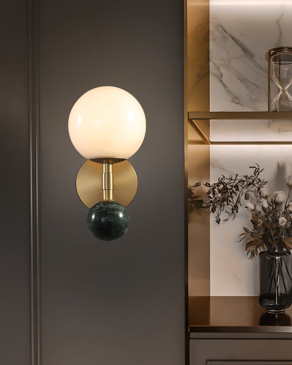 Dalt Wall Lamp