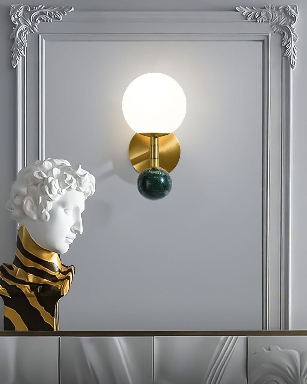Dalt Wall Lamp