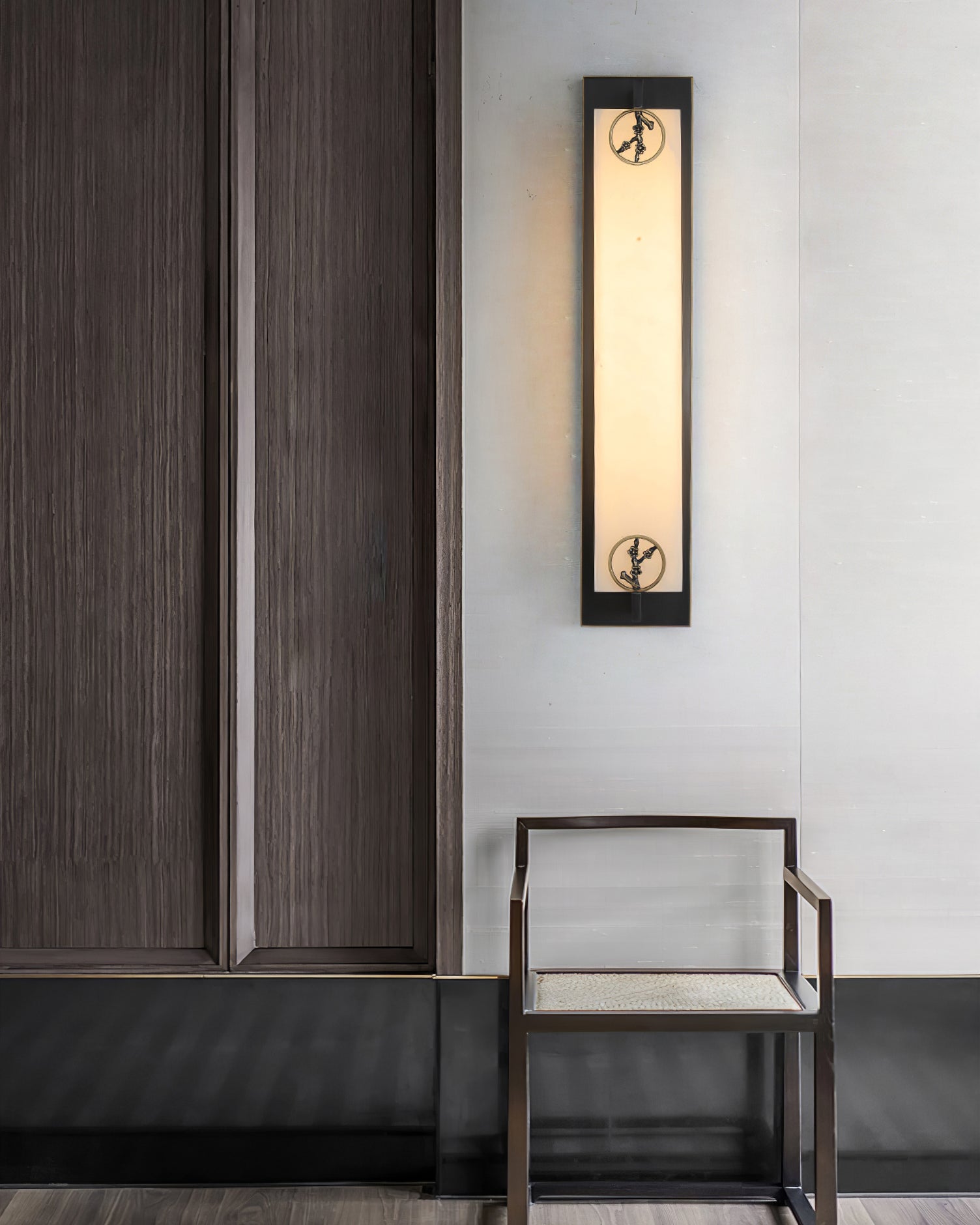 Delmar Wall Lamp