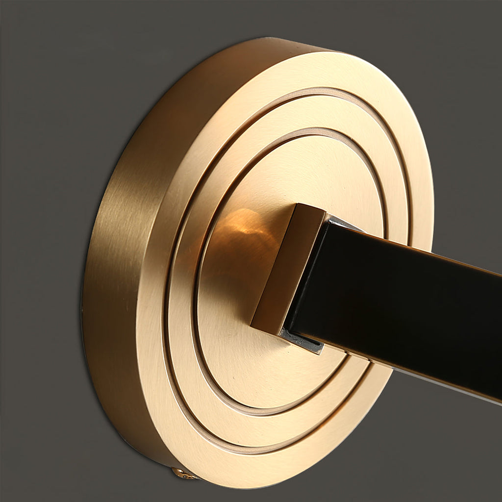 Devora Wall Light