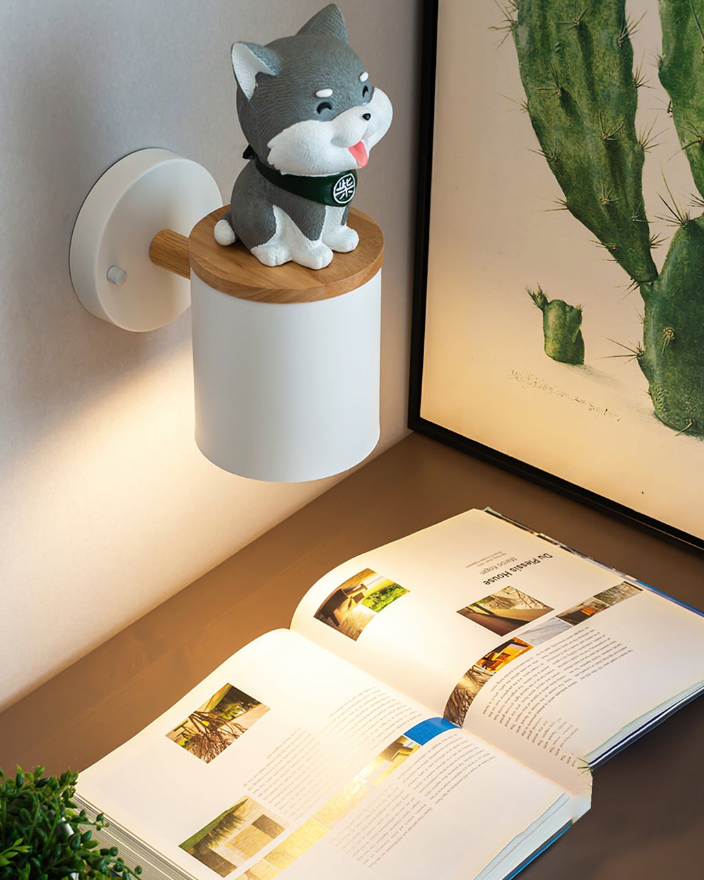 Doggy Wall Sconce