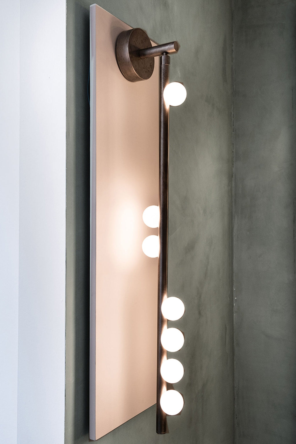 Drop Wall Lamp