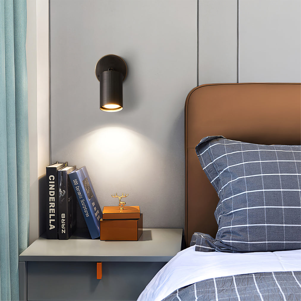 Eduard Wall Light