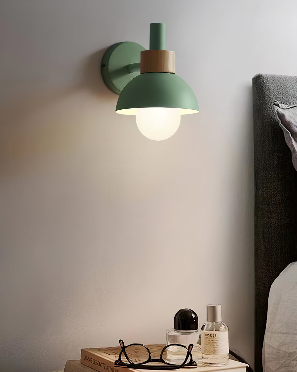 Fanta Wall Lamp