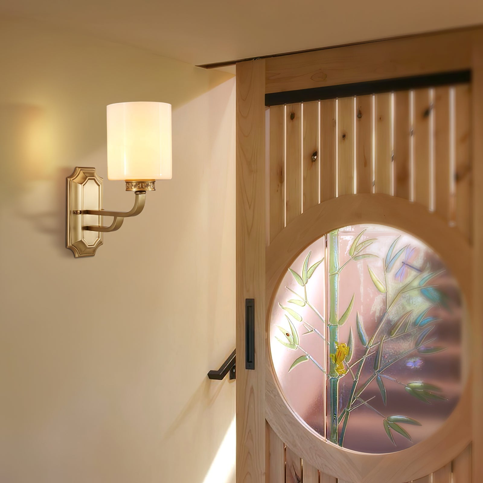 Hamilton Wall Light