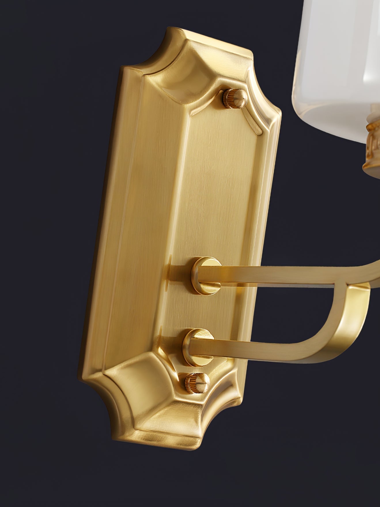 Hamilton Wall Light