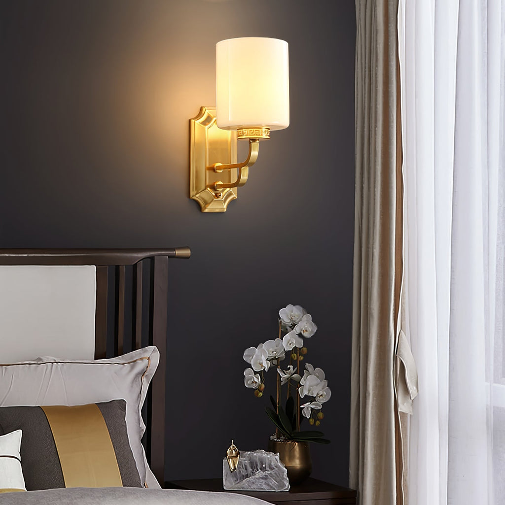 Hamilton Wall Light