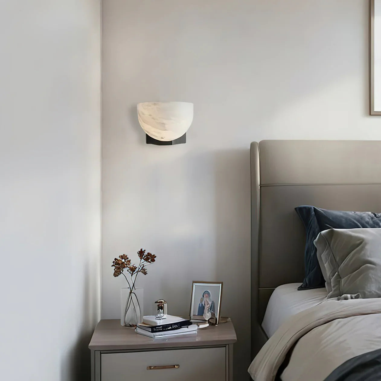 Hemispherical Alabaster Ath Wall Light