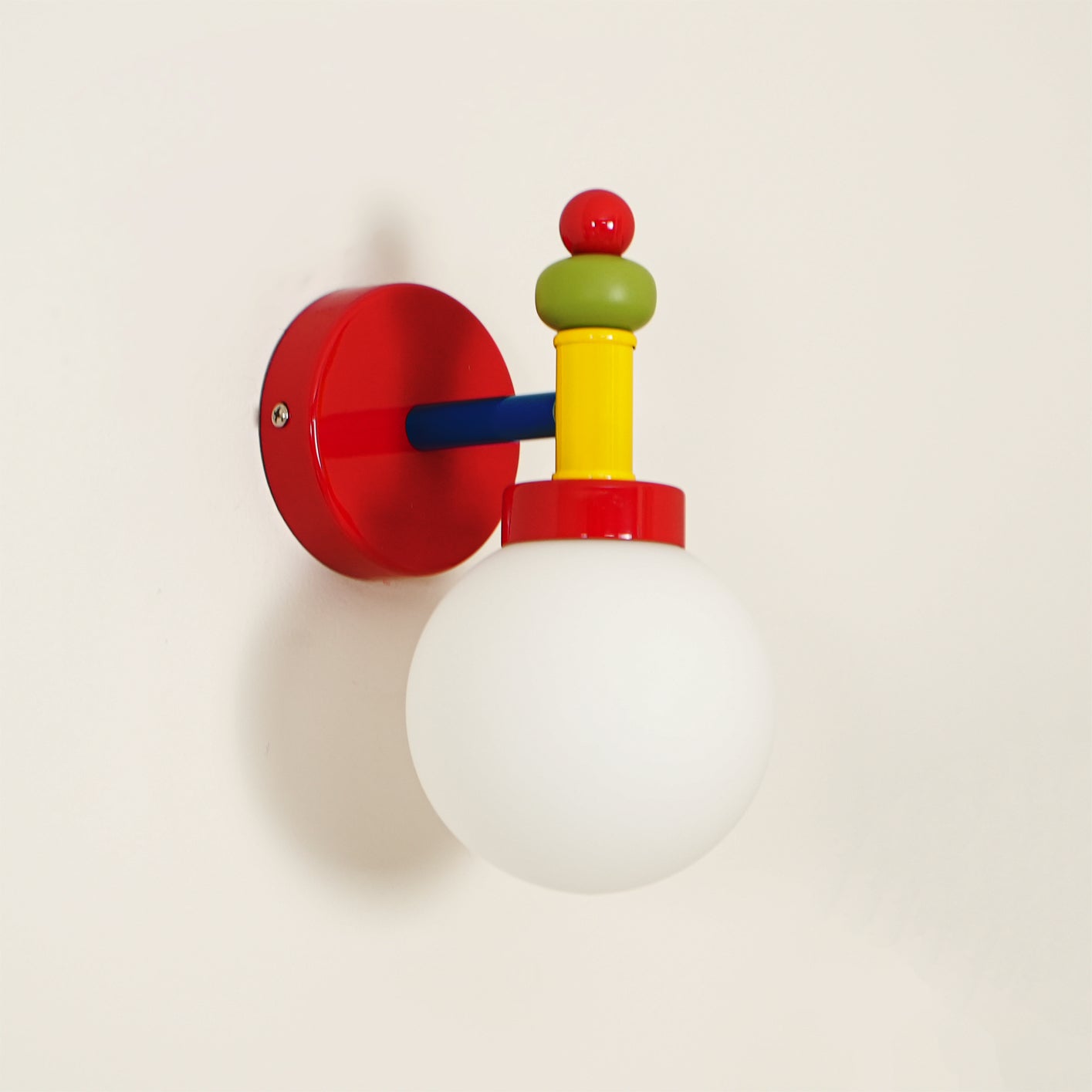 Junit Wall Lamp