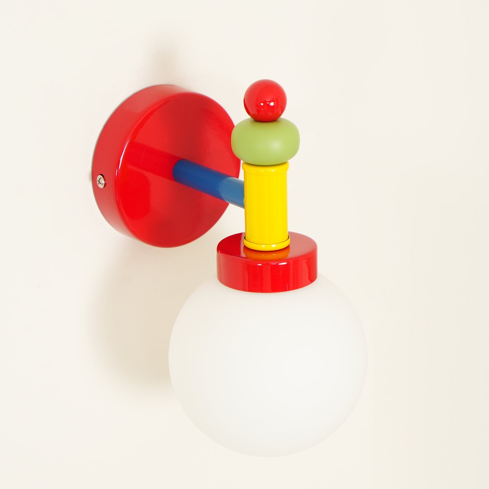 Junit Wall Lamp