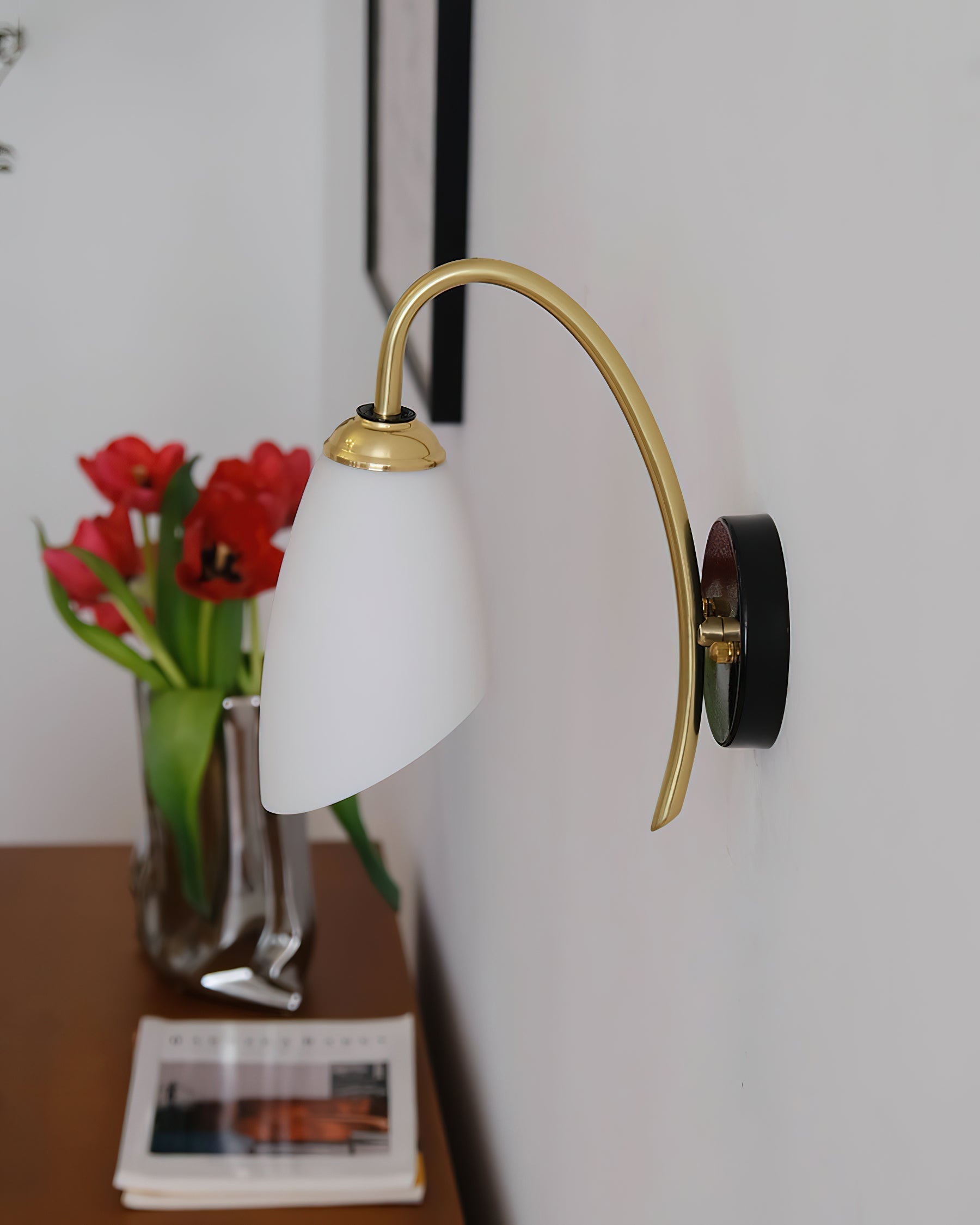 Hector Wall Lamp