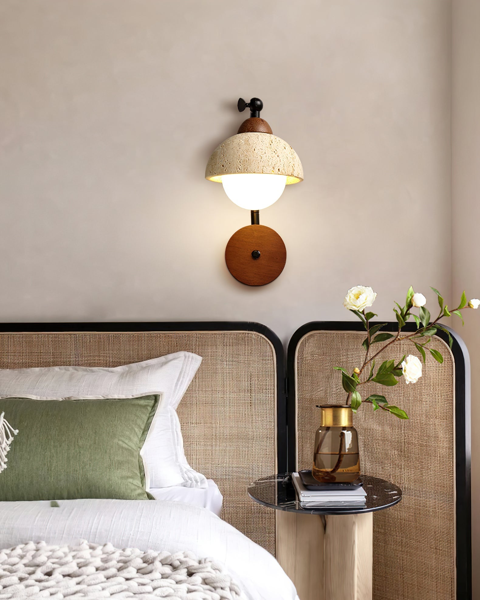 Kell Wall Light