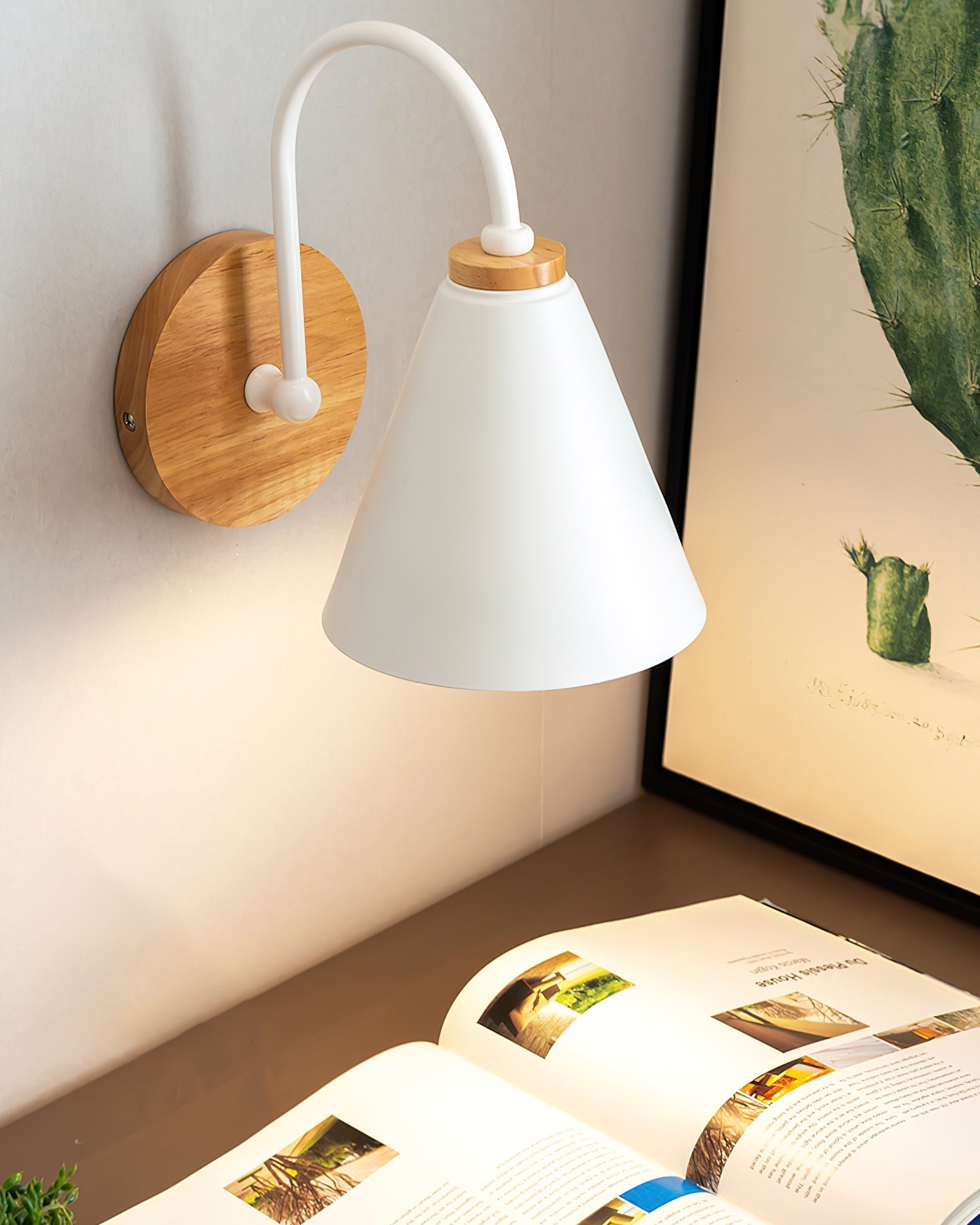 Kenji Wall Lamp
