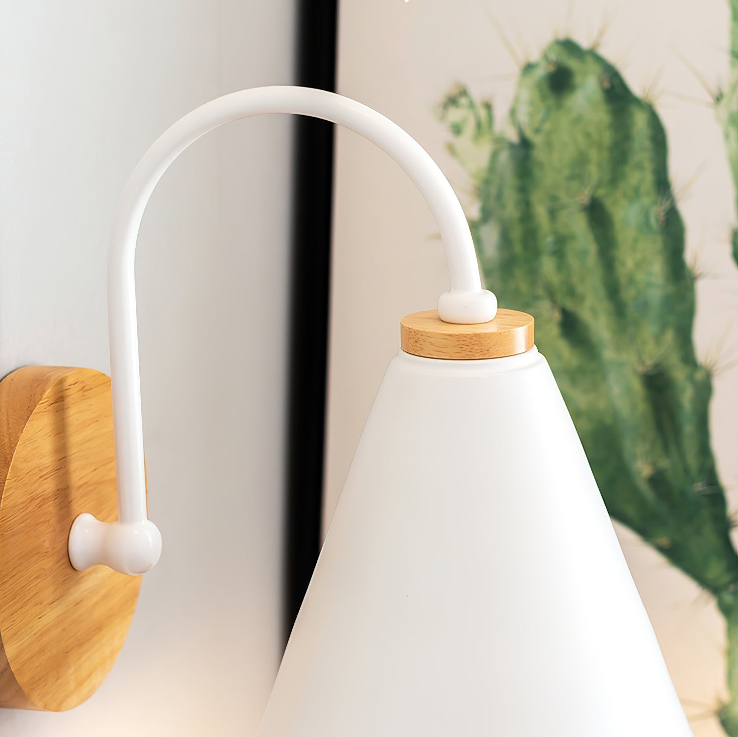 Kenji Wall Lamp