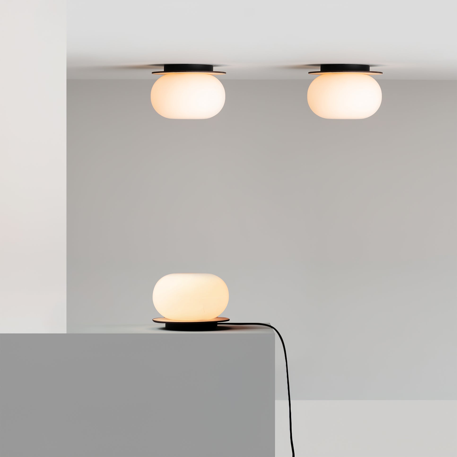Knock Wall Lamp