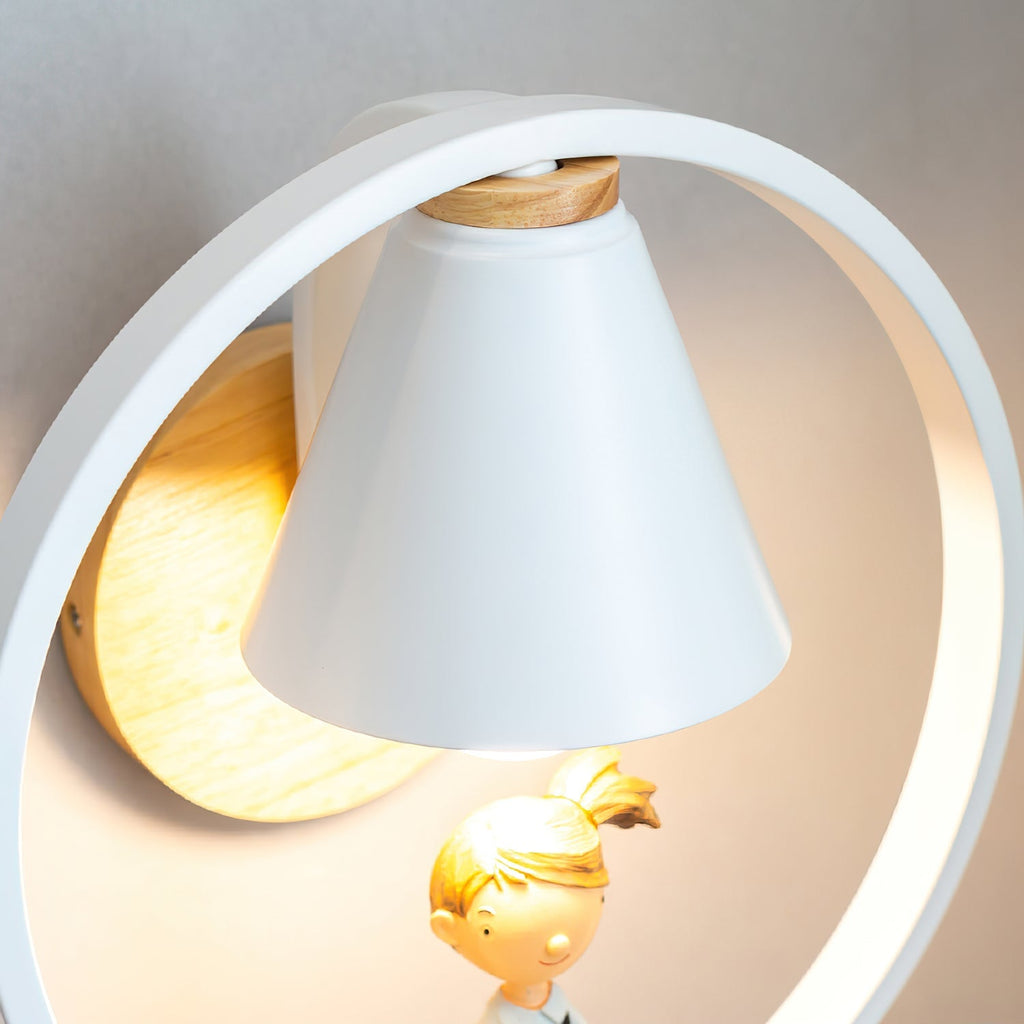 Kona Wall Light