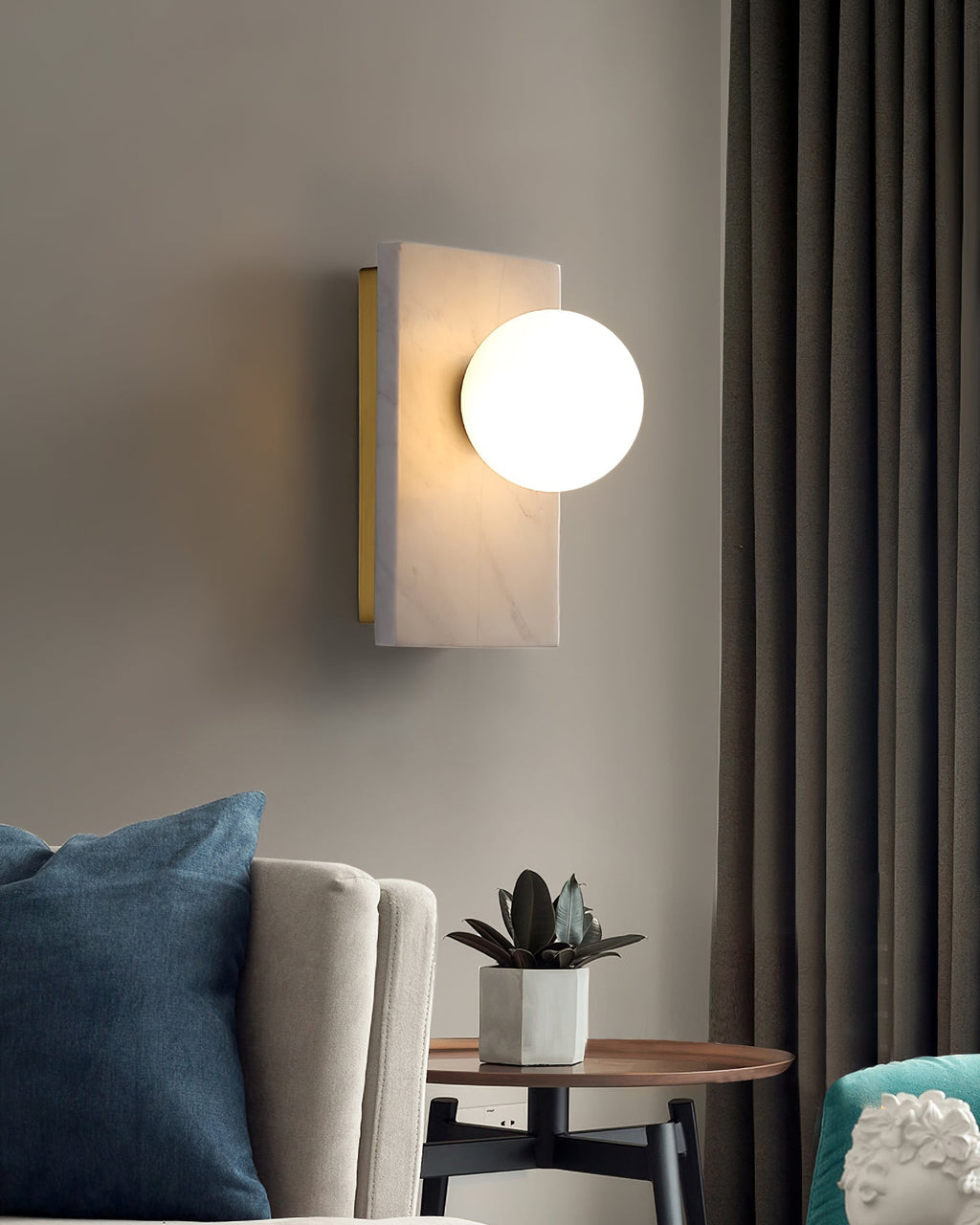 Lan Wall Lamp