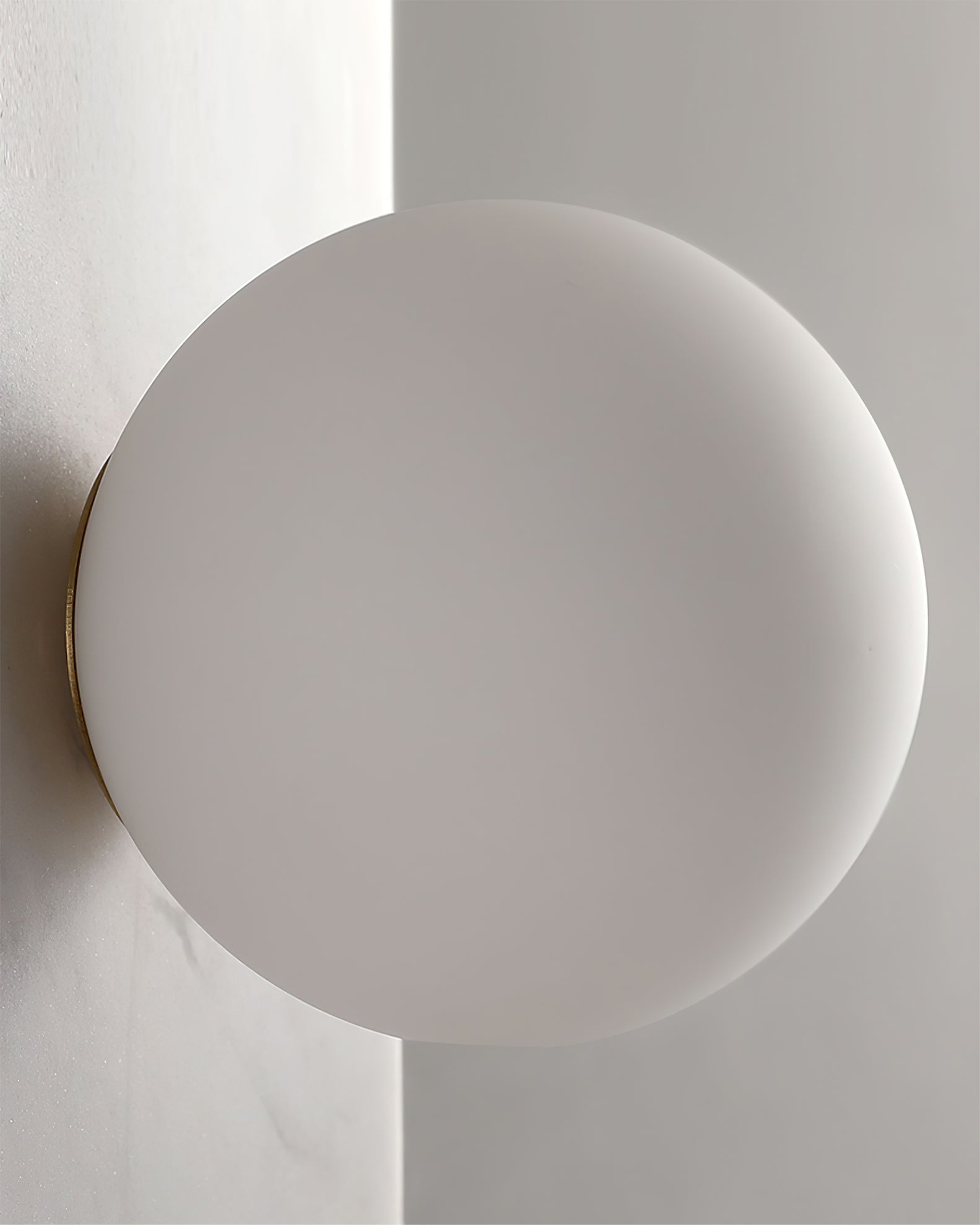 Lan Wall Lamp