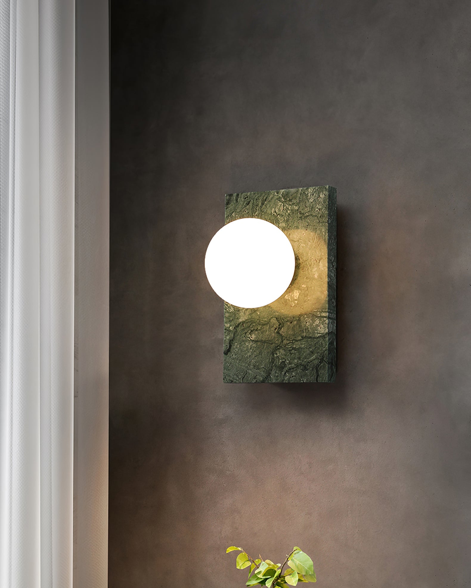 Lan Wall Lamp