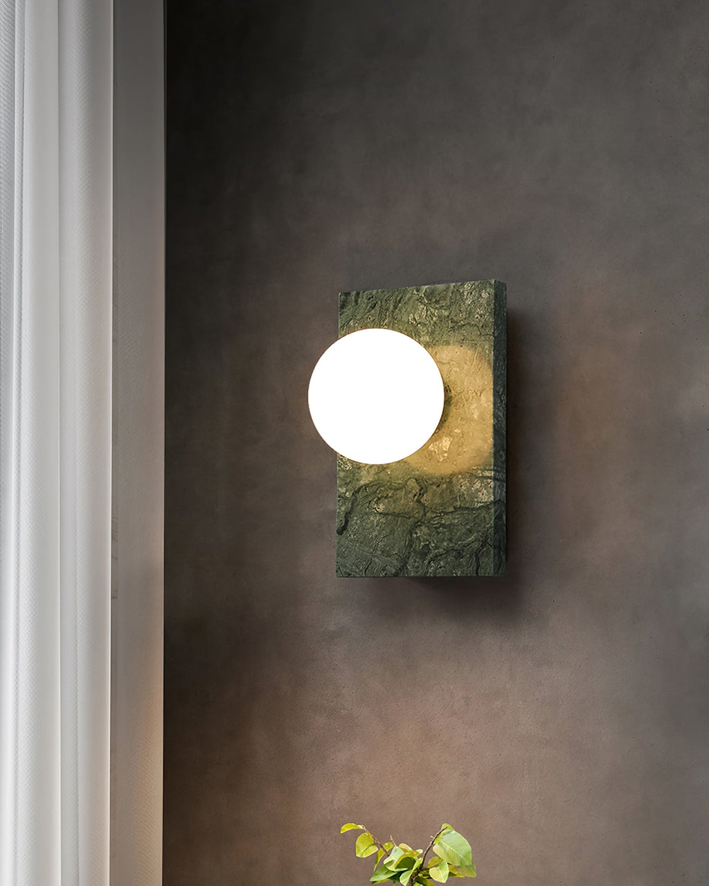 Lan Wall Lamp