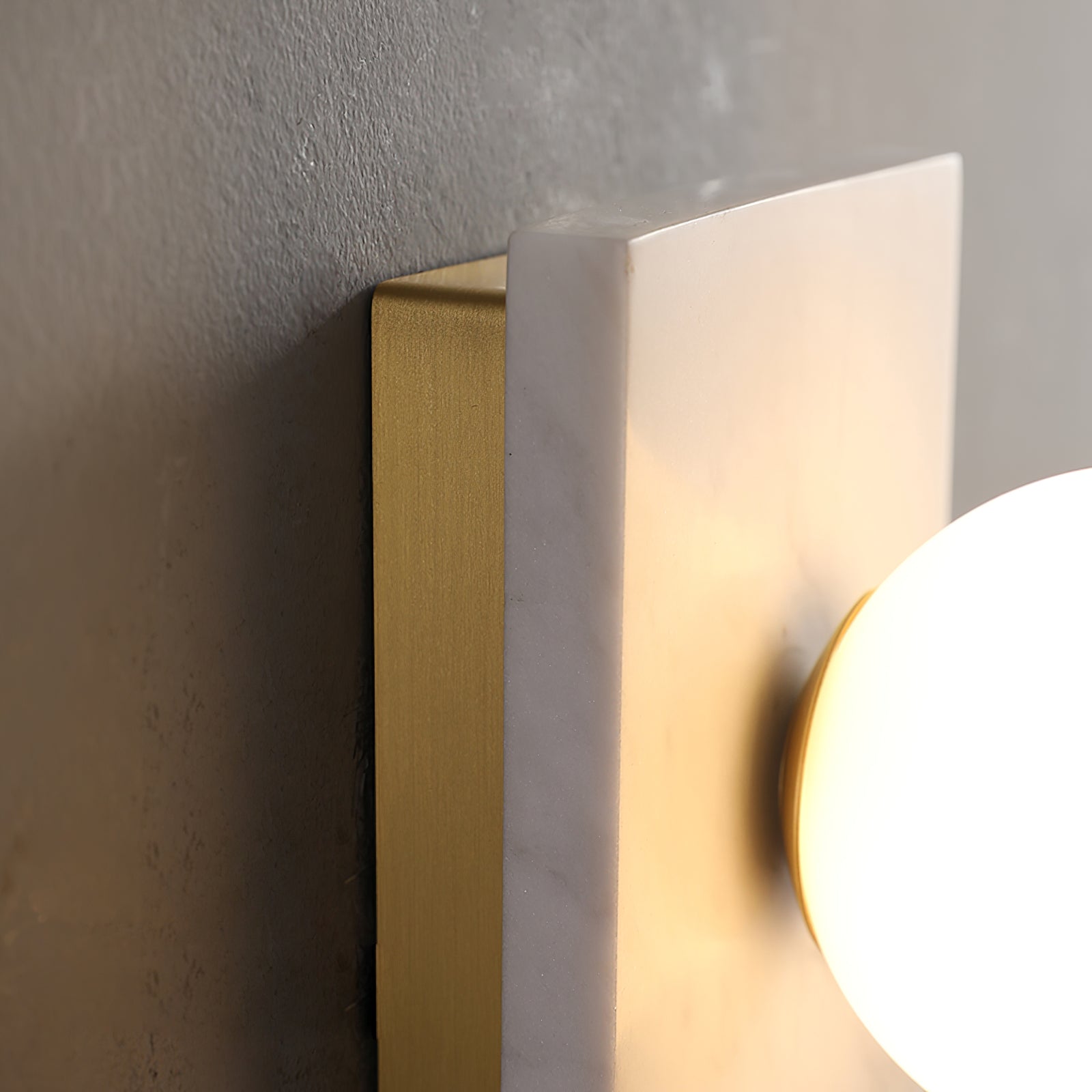 Lan Wall Lamp