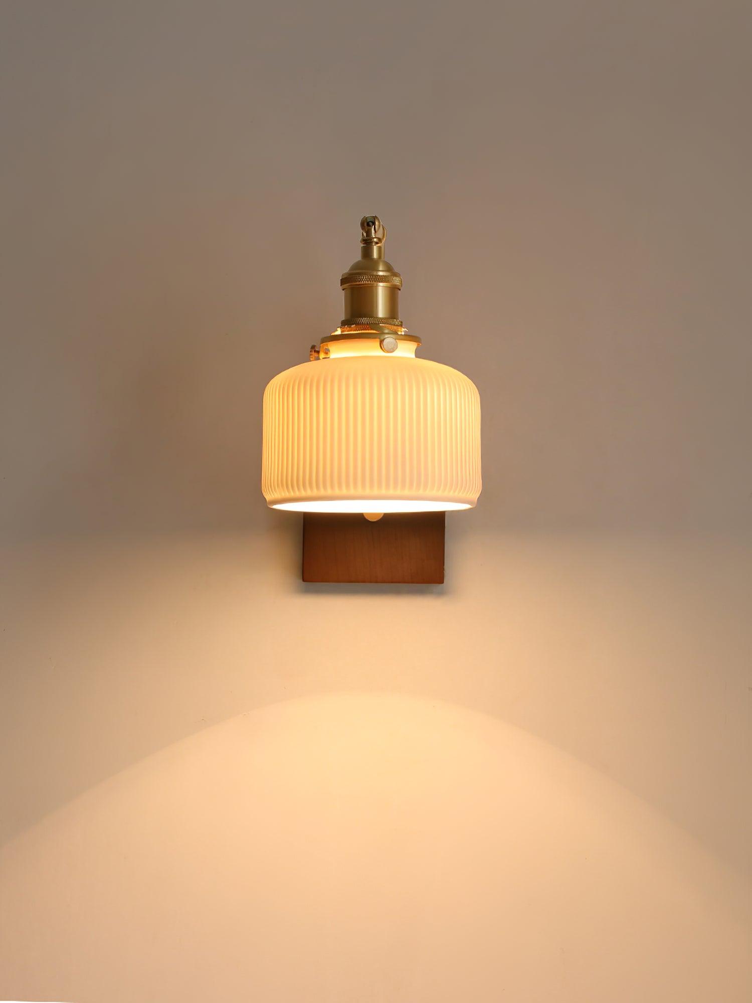 Laura Wood Wall Lamp