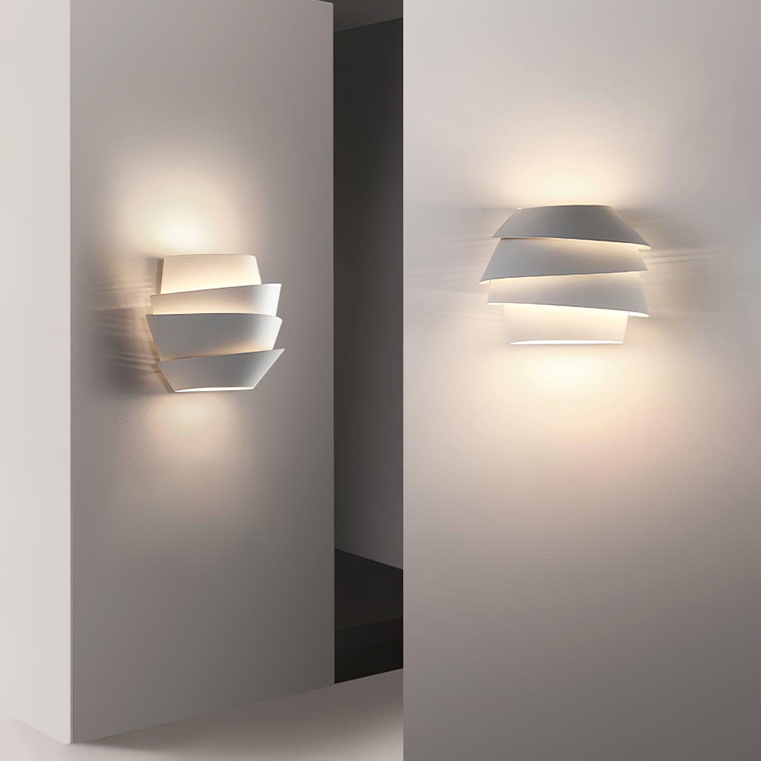 Le Soleil Wall Lamp