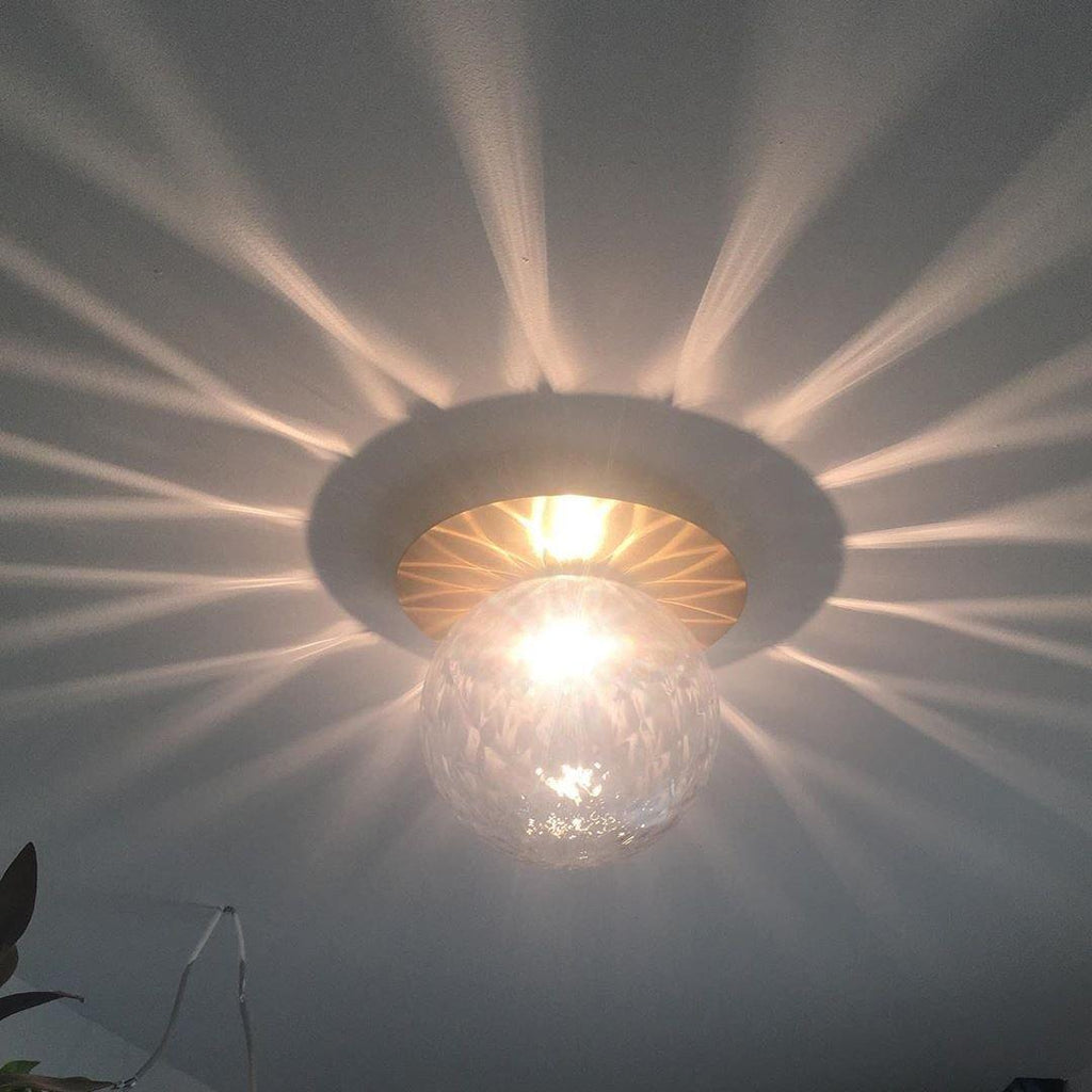 Lila Wall Lamp