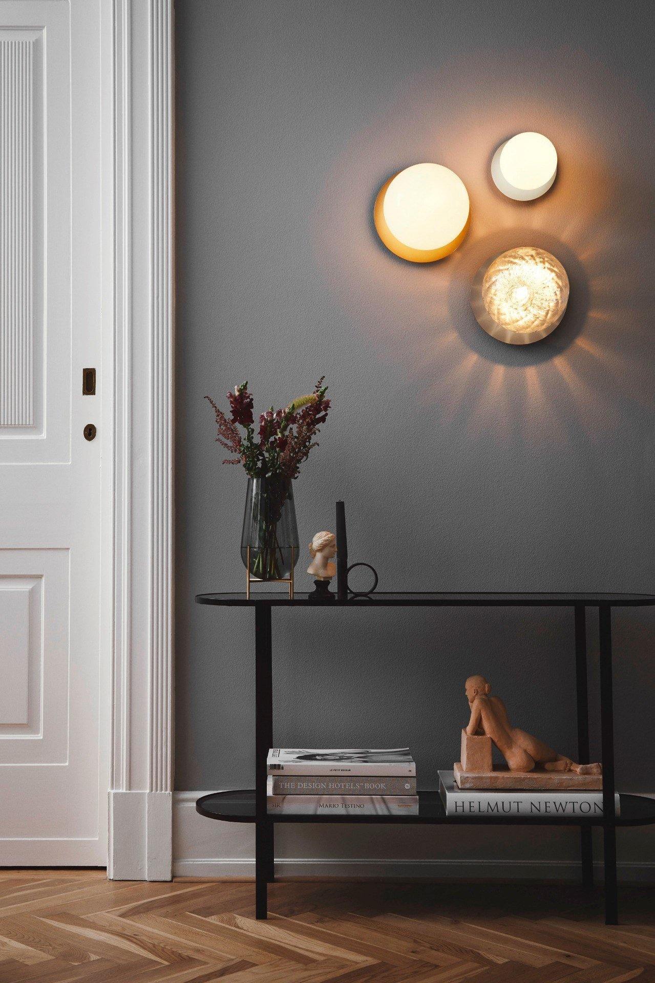 Lila Wall Lamp