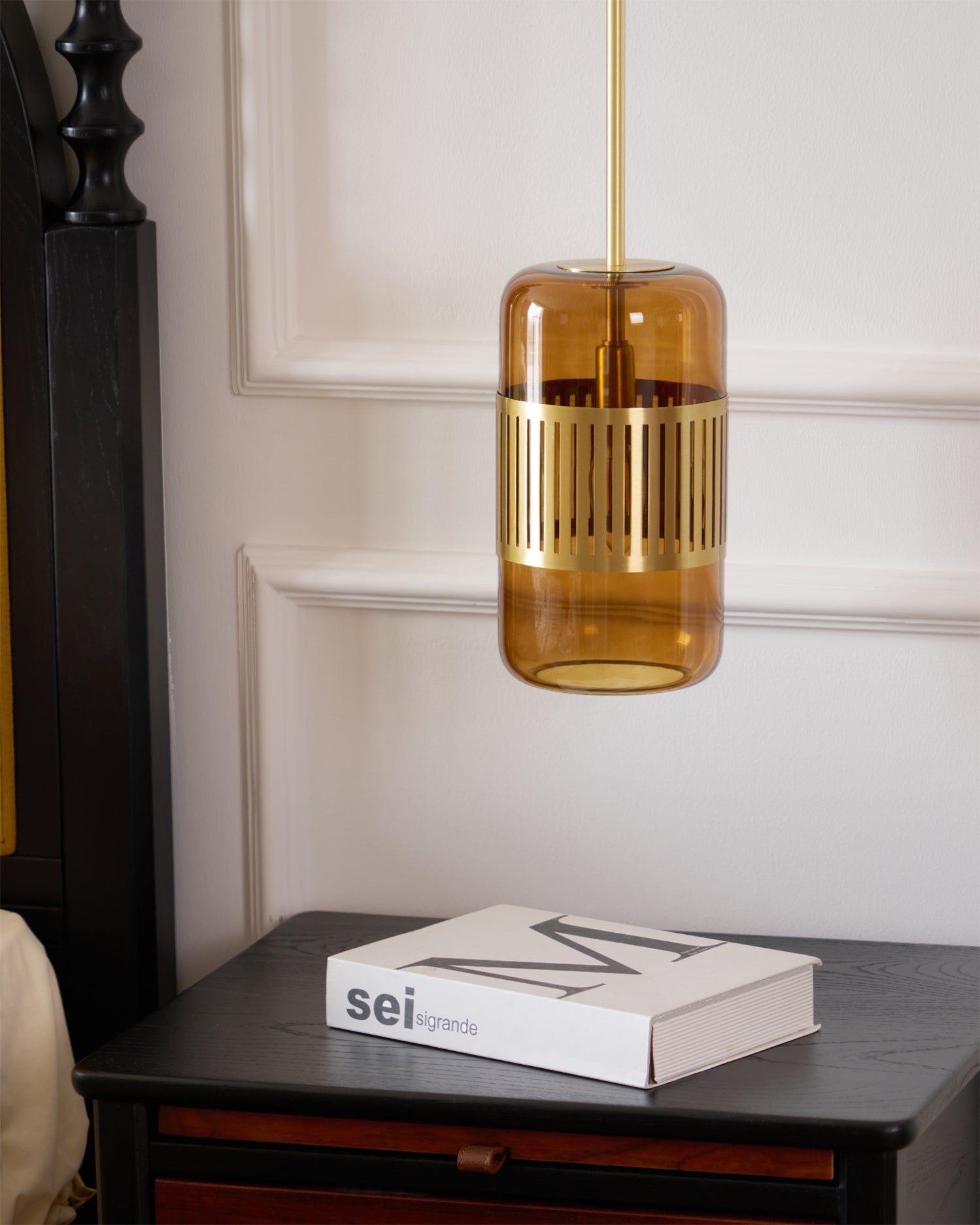 Lizak Wall Lamp
