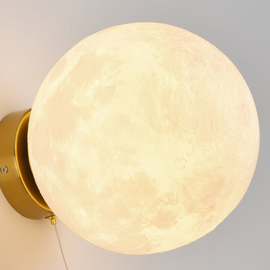 Lunar Wall Lamp