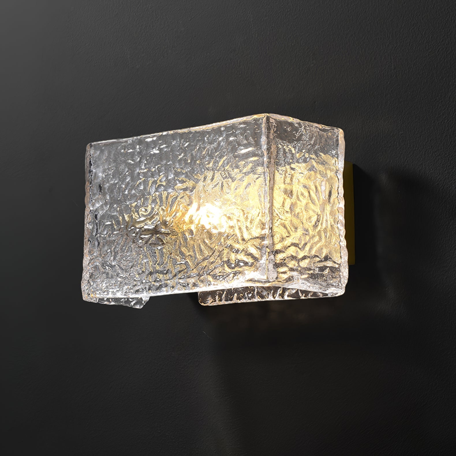 Lunea Wall Light