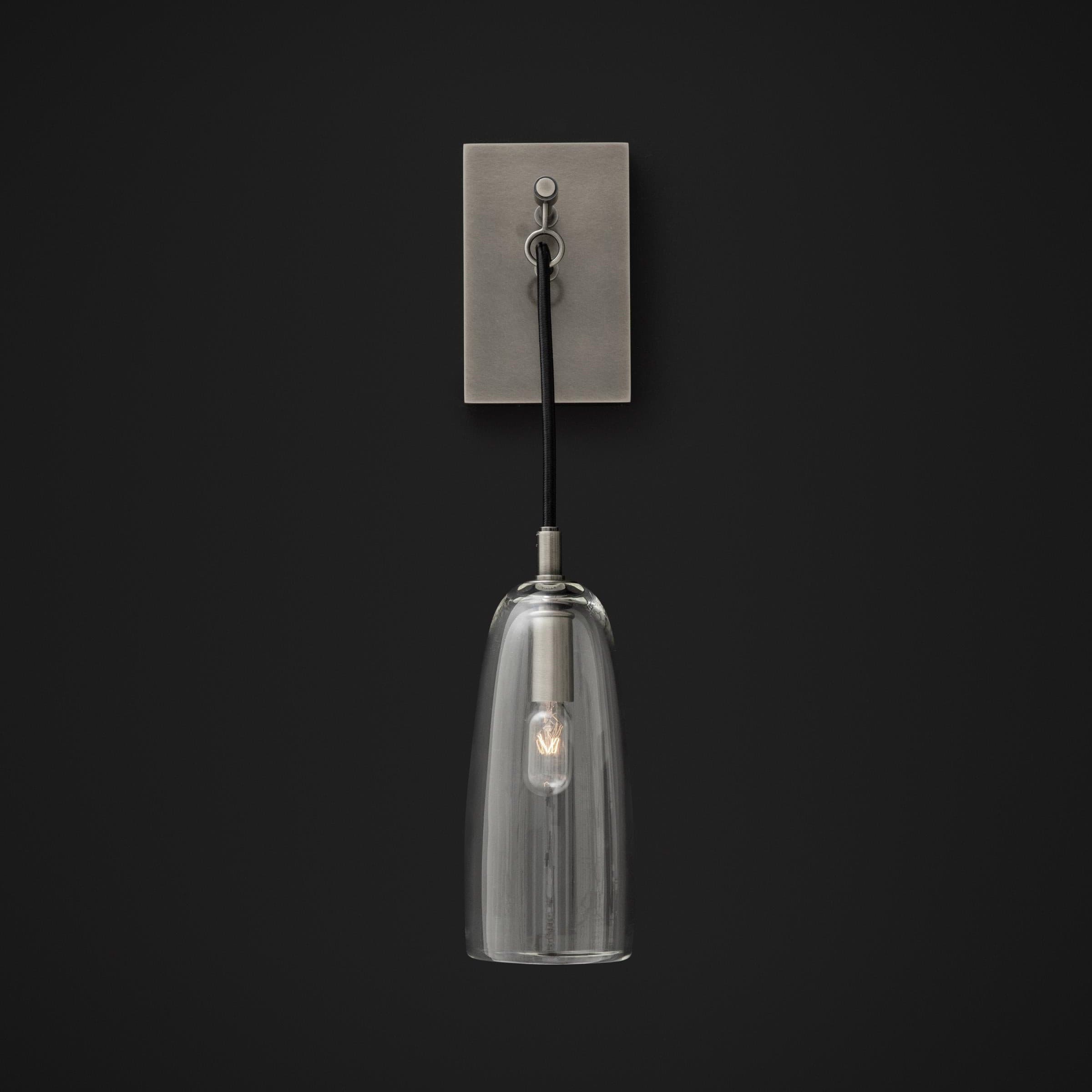 Lure Wall Lamp