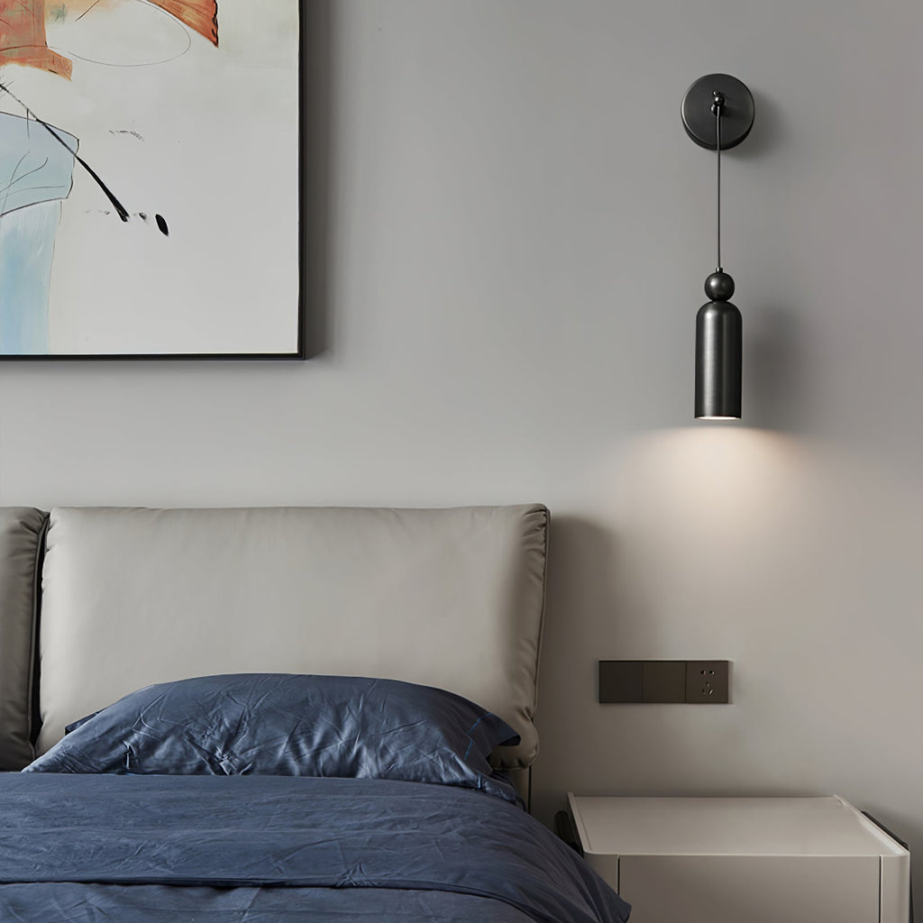 Madame Wall Lamp